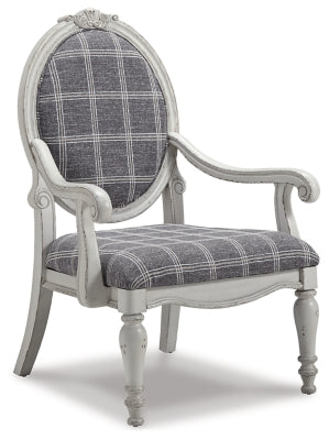 Kornelia Accent Chair